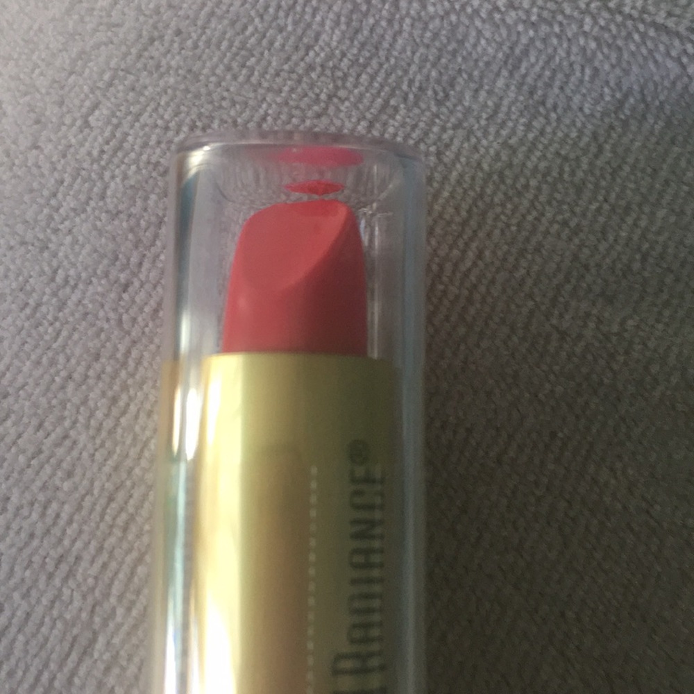 Lipstick - Picture 5 of 5